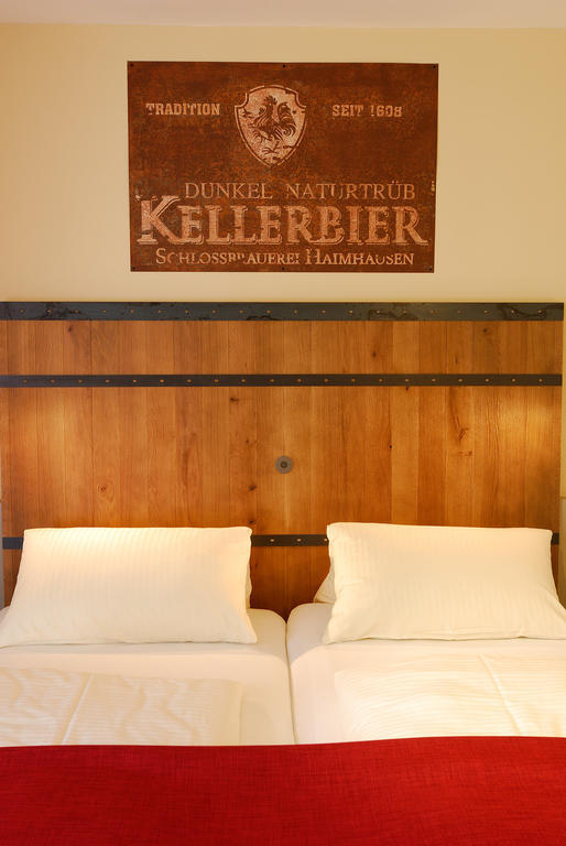 Brauerei Gasthaus Lohhof Im Muenchner Norden, Direkt An Der S1, Naehe Vom Flughafen, Zentrum, A92, Allianz Arena, Ruderregatta Und Schiessanlage G- Hochbrueck Entfernt, Internationale Kueche Unterschleissheim Room photo